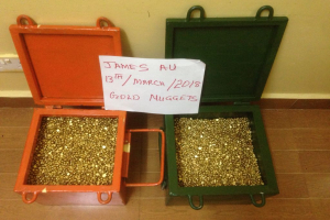 Gold nuggets and bars Rough uncut diamonds | Fugo Cars